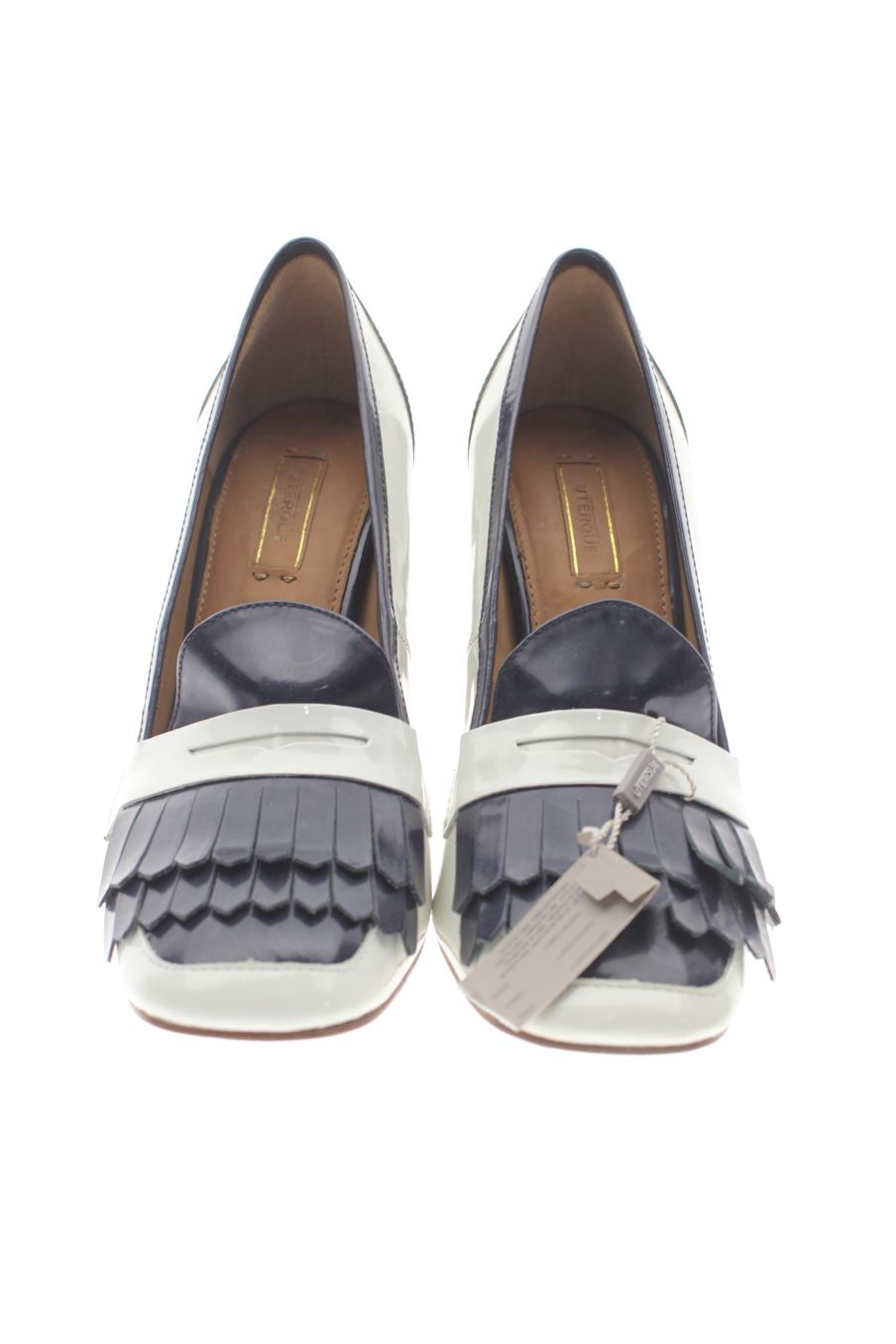 Zapatos de tacon de Uterqüe de la talla 40, de color negro de