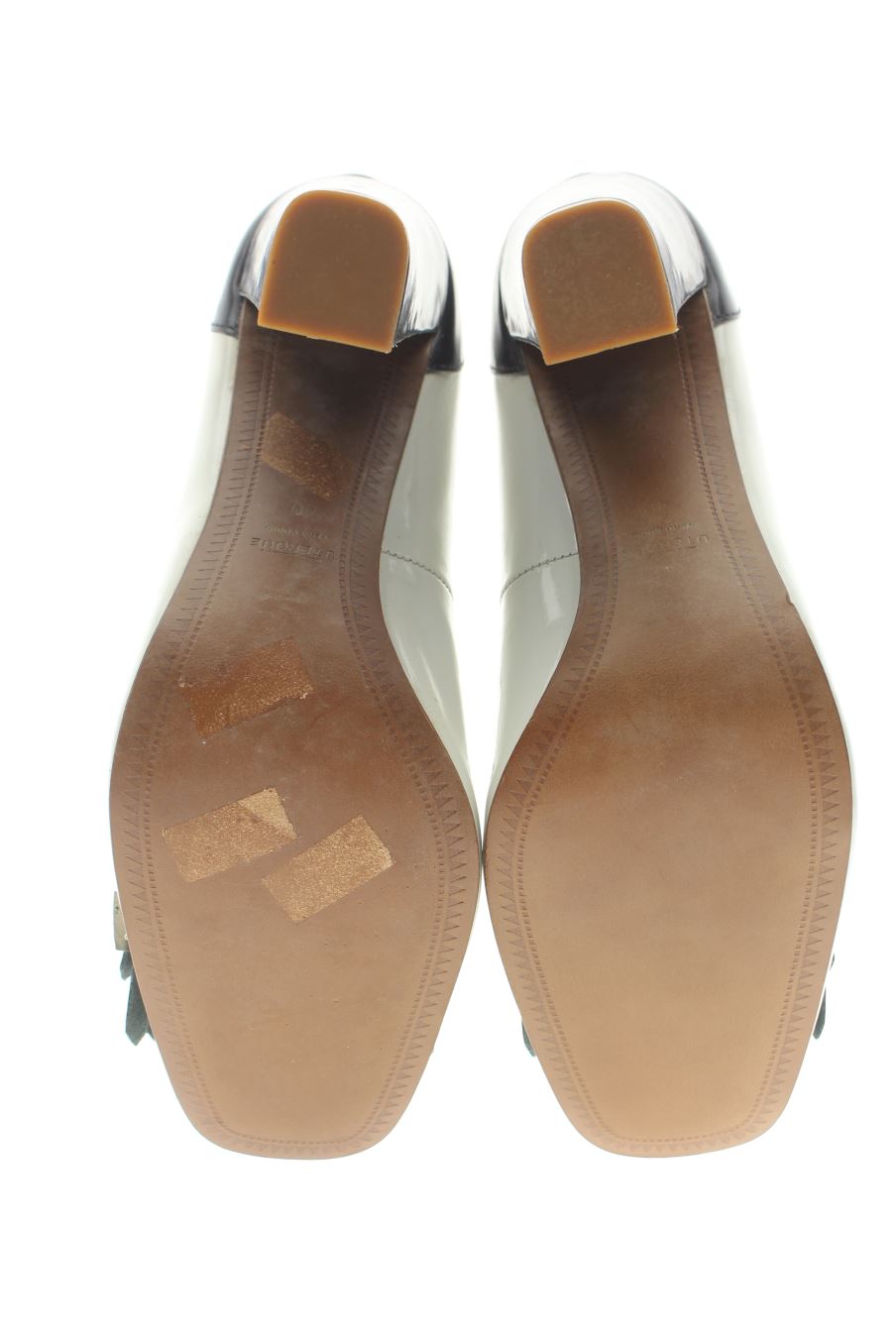Zapatos de tacon de Uterqüe de la talla 40, de color negro de