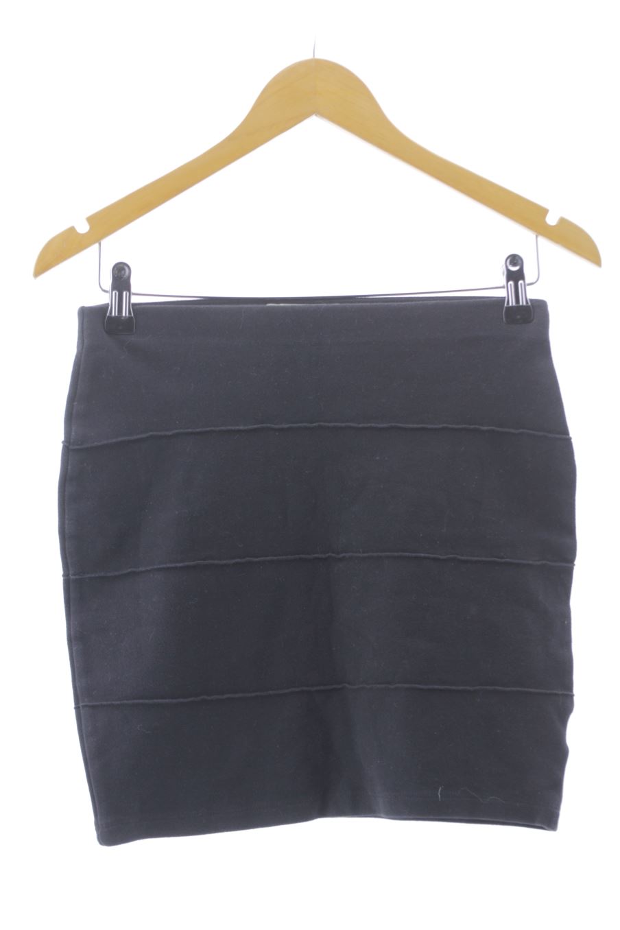 Falda de Pull & Bear de la talla S, de color negro