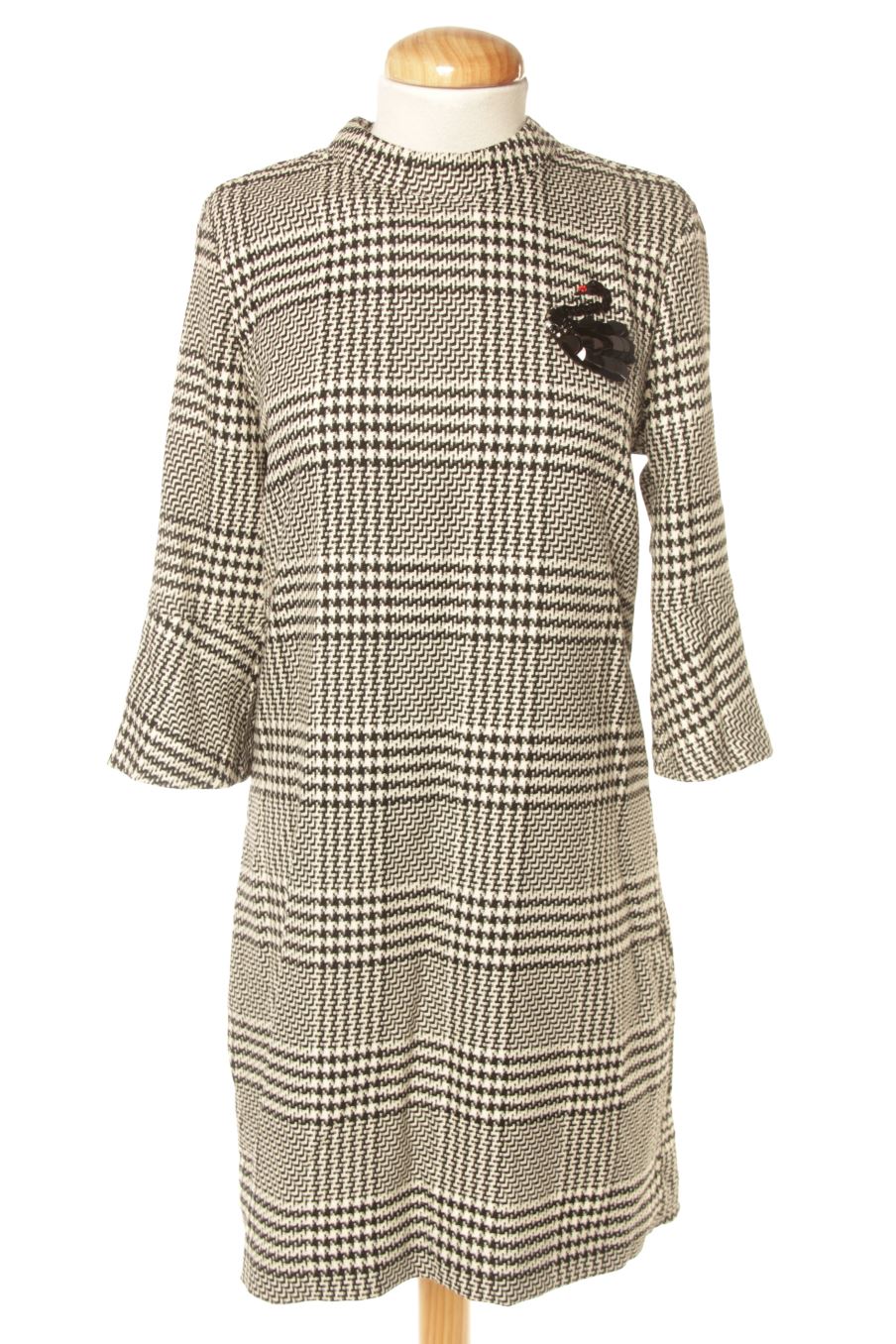 Vestido casual de H&M de la talla 36, de color estampado