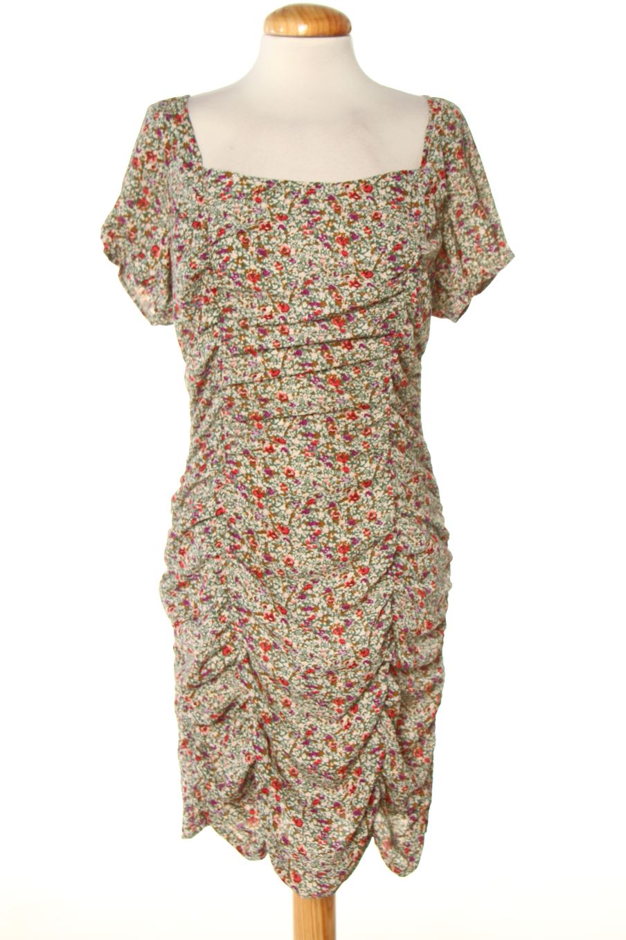 Robe casual Nasty Gal de la taille 38, de couleur fleurs