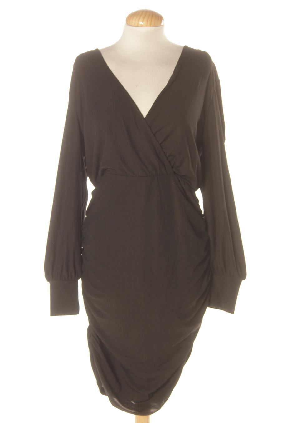 Robe casual Vila de la taille L, de couleur noir