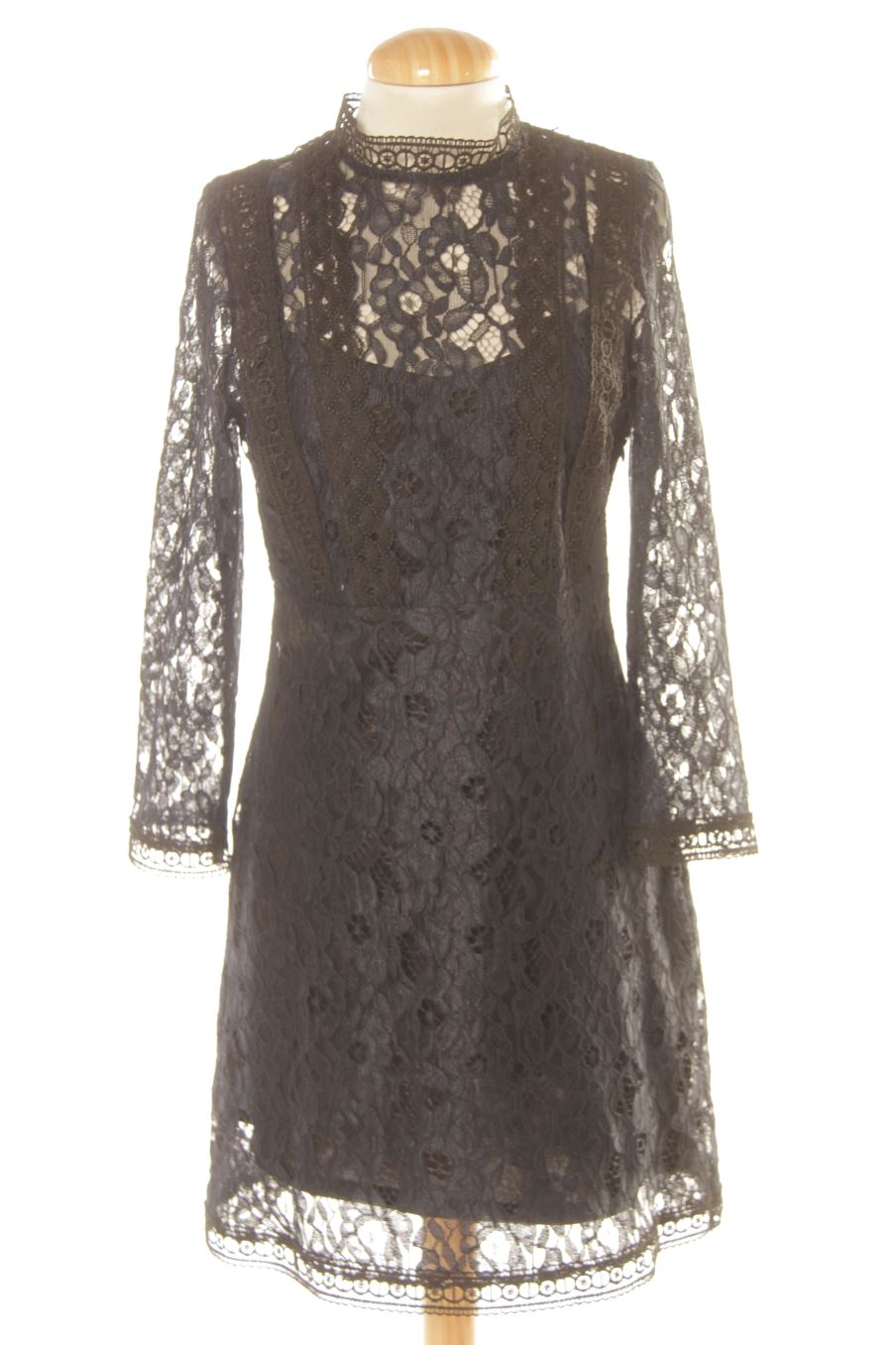 Robe Zara de la taille M, de couleur bleu marine