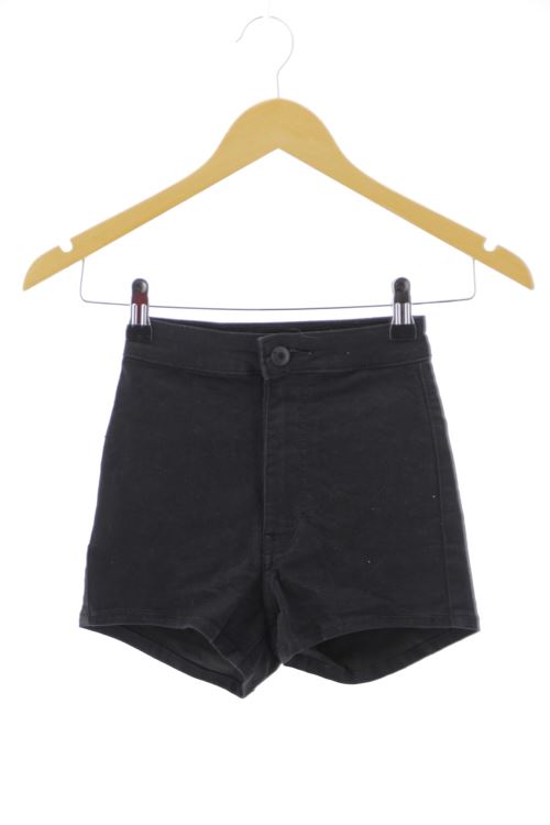 Pantalón corto