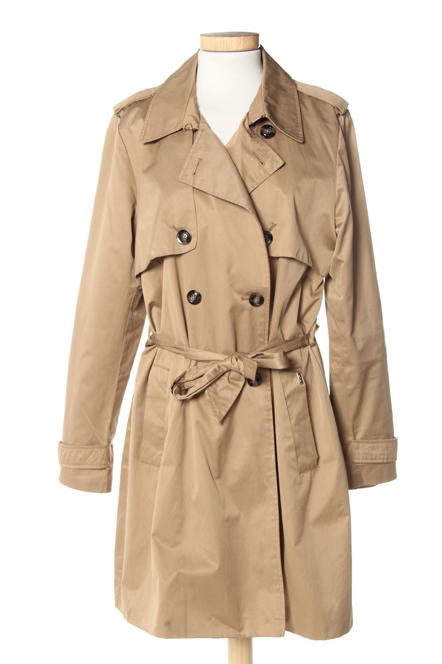 Gabardine Caroll de la taille 42, de couleur beige