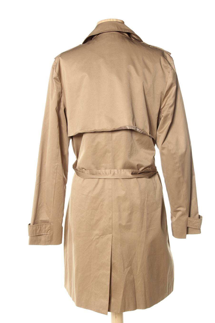 Gabardine Caroll de la taille 42, de couleur beige