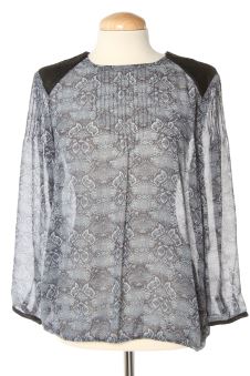 Blusa de manga larga S Sfera, foto 1 de 2