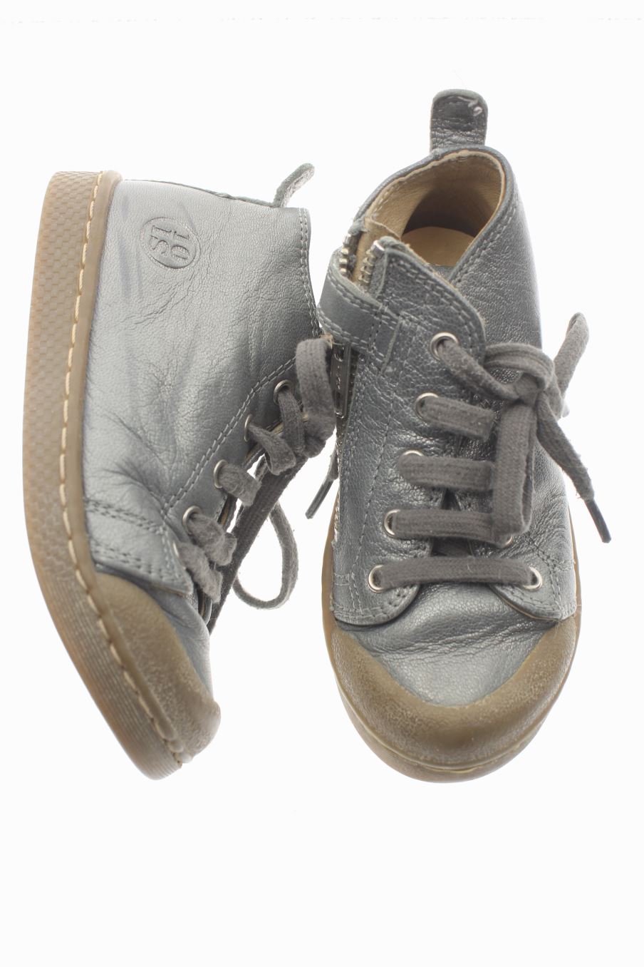 Zapatos de 10 IS de la talla 25 de segunda mano