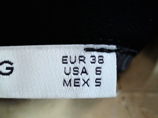 Pantalón de Mango de la talla 38, de color negro