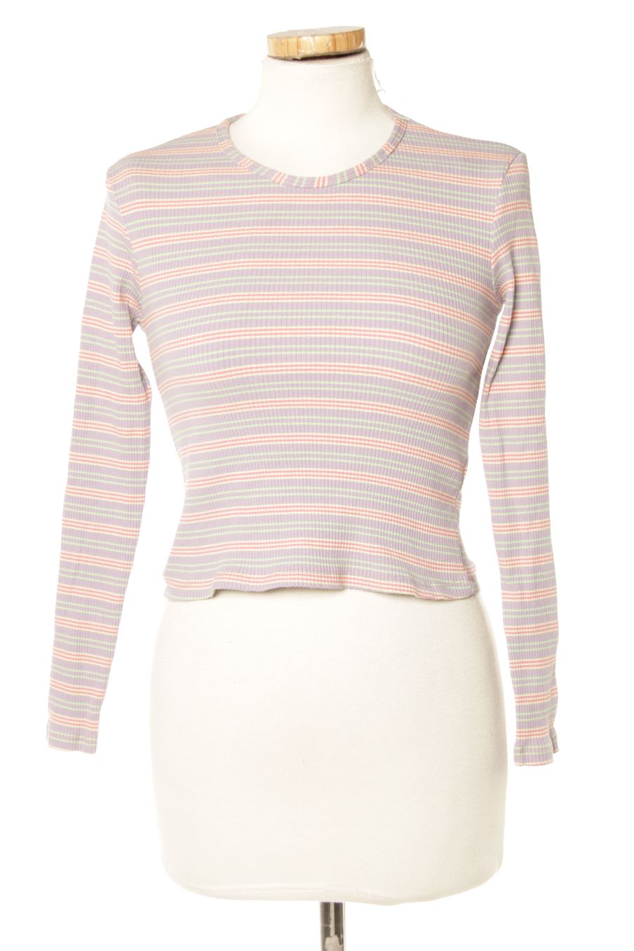 Top Stradivarius de la taille M, de couleur rayures