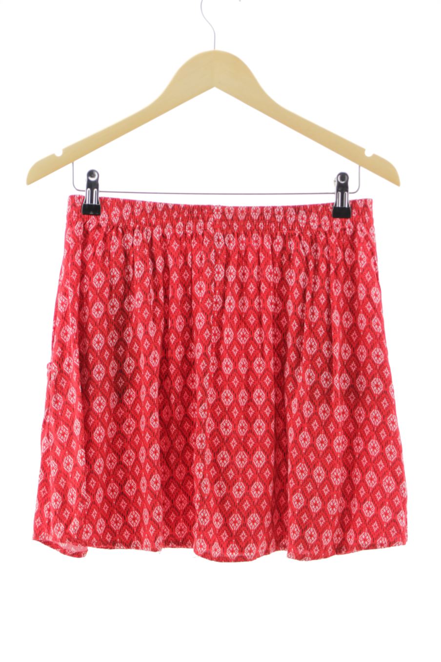Jupe Stradivarius de la taille M, de couleur rouge