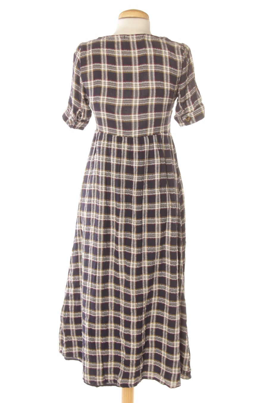 Robe casual Pull & Bear de la taille S, de couleur carreaux