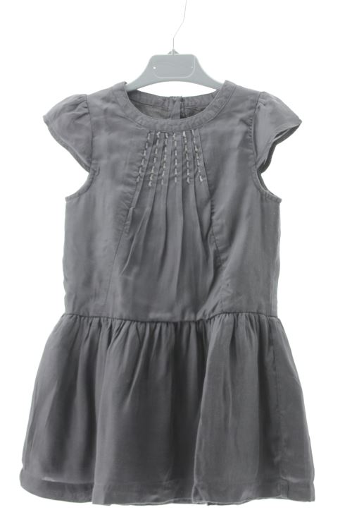 Aufwändiges Kleid