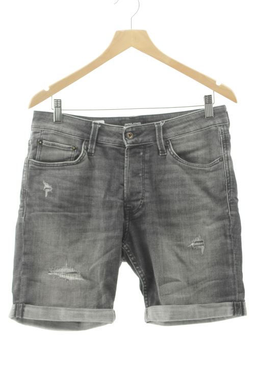 Pantalón corto