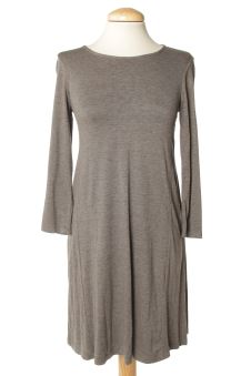 Vestido casual S Stradivarius, foto 1 de 2