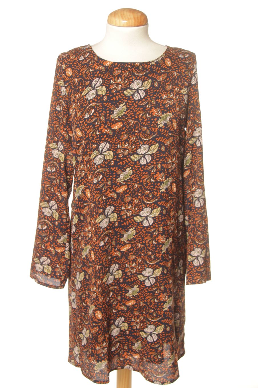 Einfaches Kleid von AKOZ de toi Größe S, Farbe Aufdruck, für