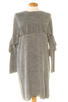 Vestido casual S Stradivarius, foto 1 de 2