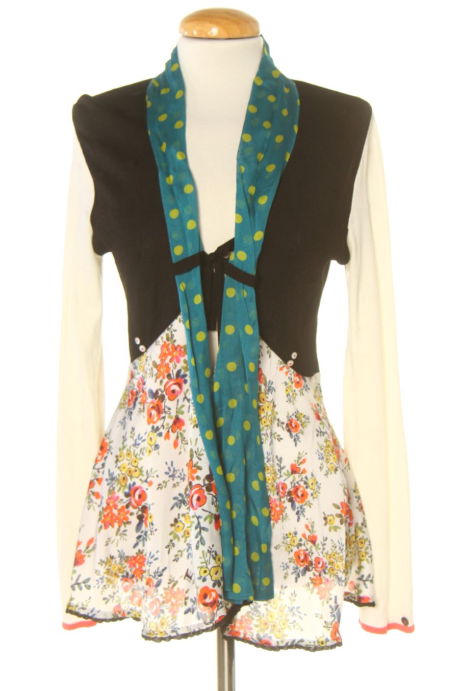 Gilet Tricot Chic de la taille 40, de couleur noir