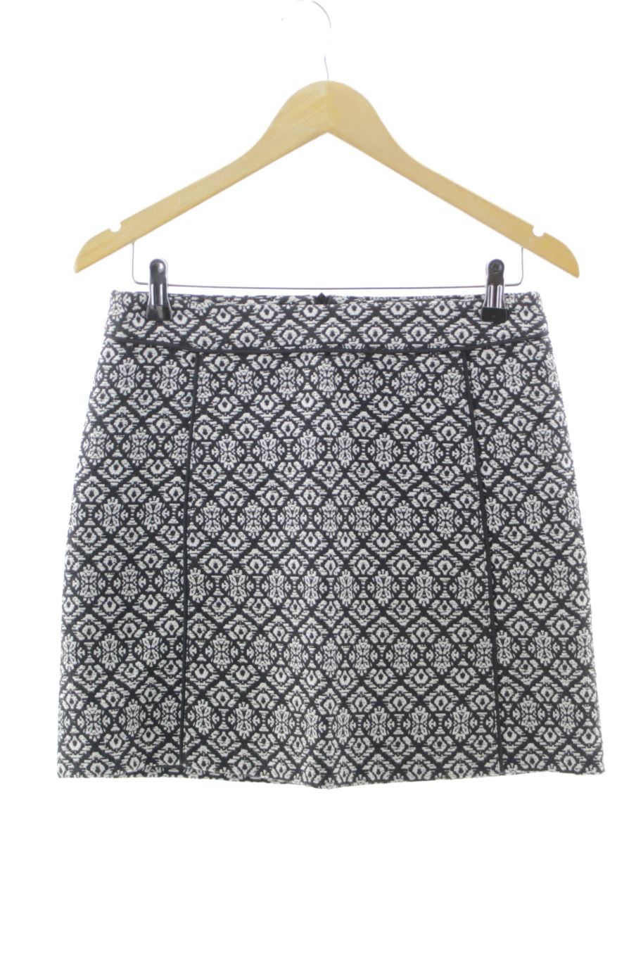 Jupe Fórmula Joven de la taille 40, de couleur noir