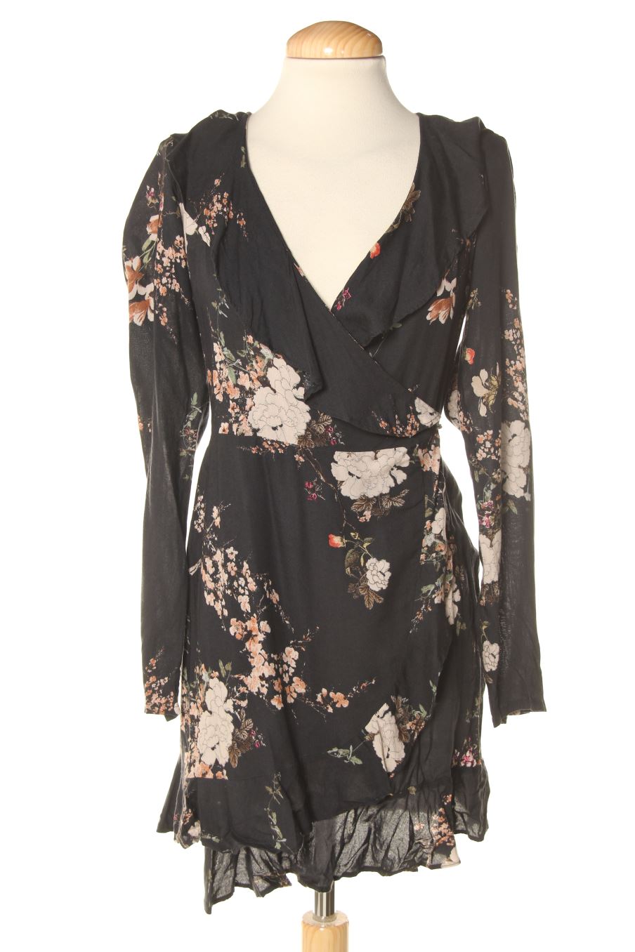 Vestido casual de Pull & Bear de la talla M, de color flores