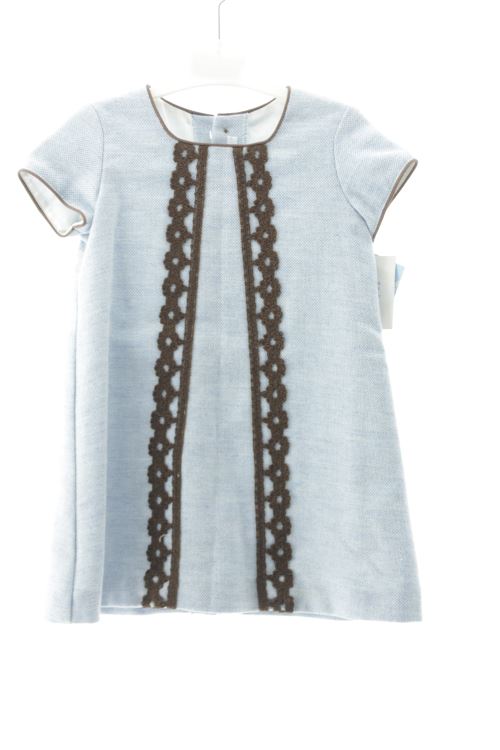 Aufwändiges Kleid