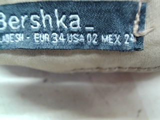 Vaqueros de Bershka de la talla 34, de color beige de ropa vaquera