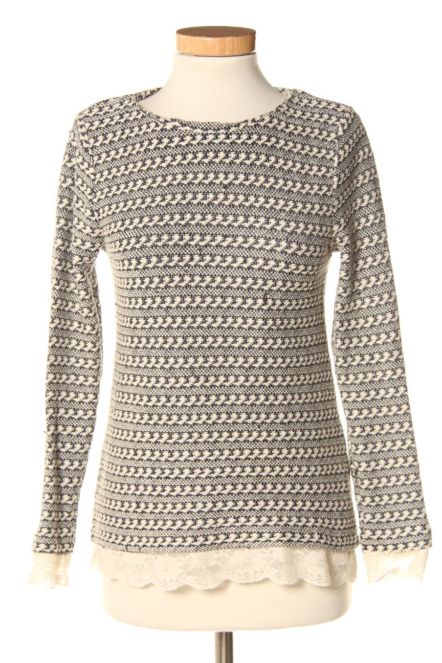 Pull Naf Naf de la taille S, de couleur imprimés