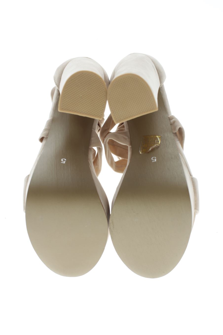 Sandalias tacon de Public Desire de la talla 38, de color beige de