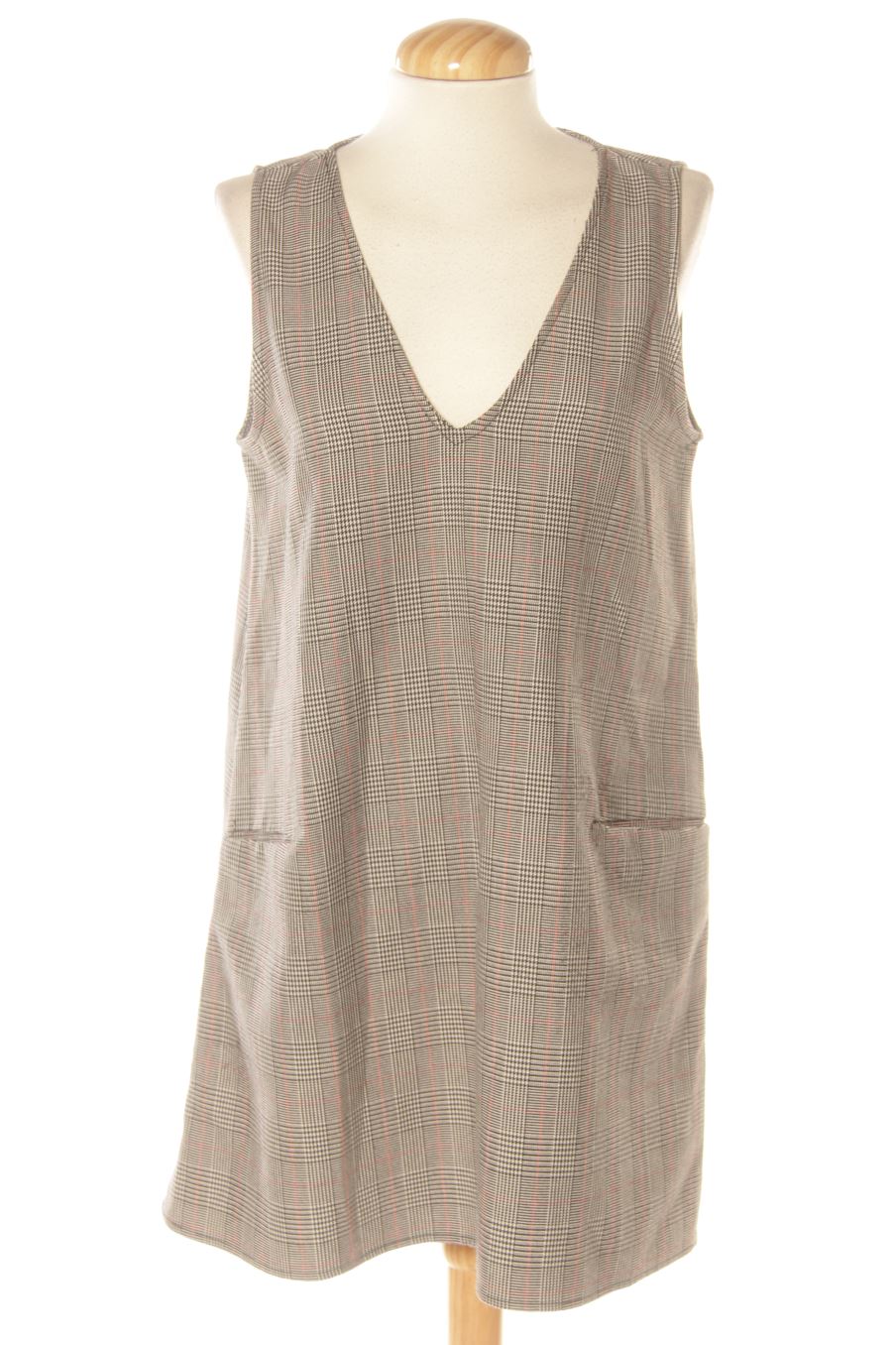 Vestido casual de Stradivarius de la talla M, de color cuadros