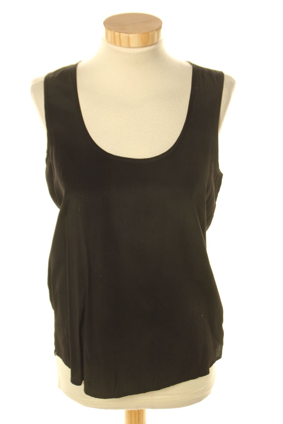 Top Mango de la taille S, de couleur noir