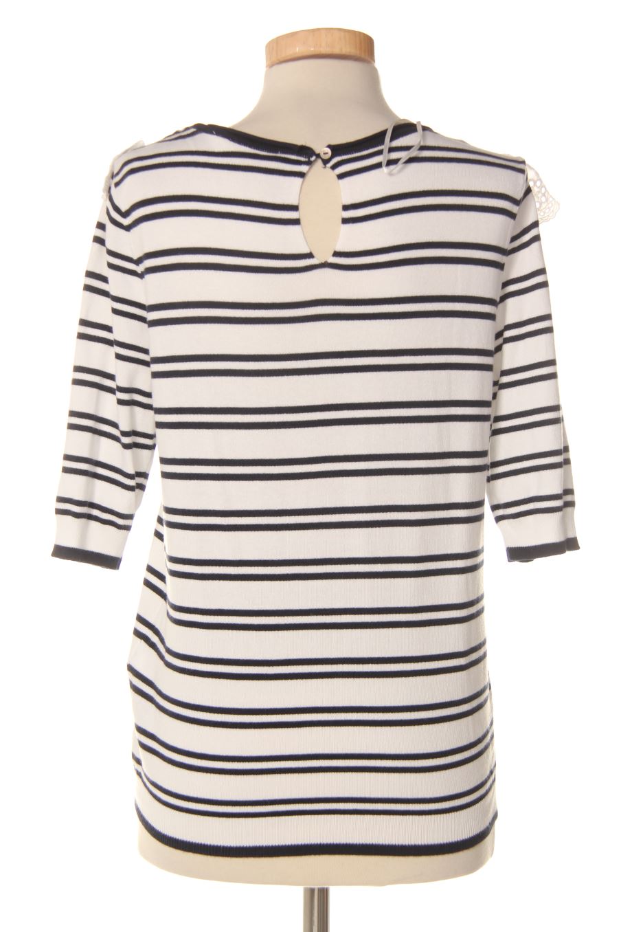 Pull Naf Naf de la taille M, de couleur rayures