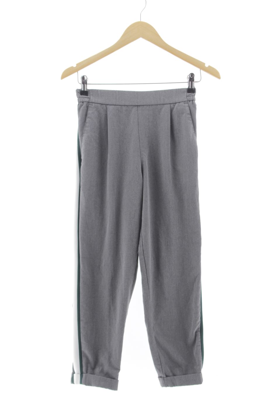Pantalón de Pull & Bear de la talla S, de color gris