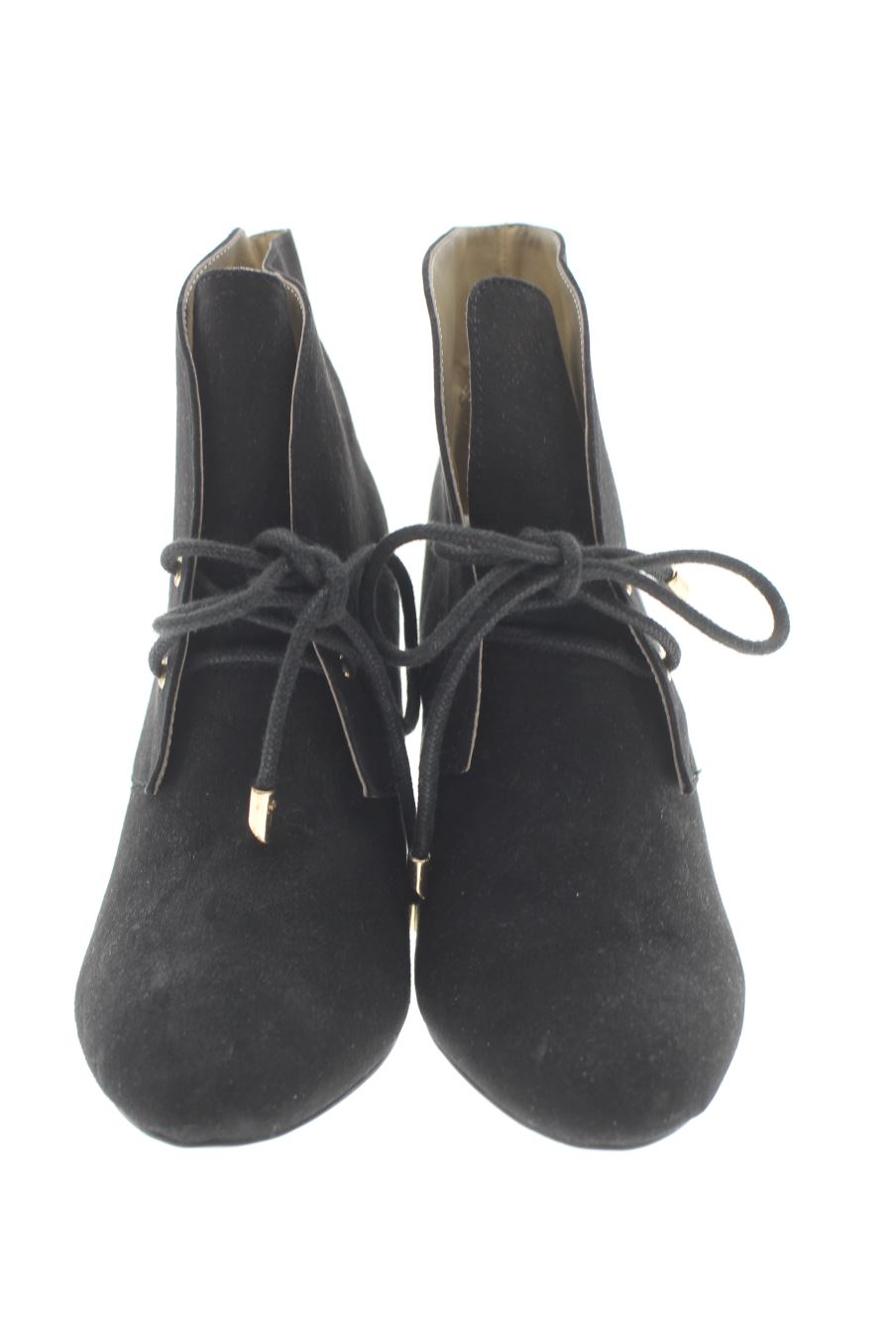 Botines de trf (ZARA) de la talla 36, de color negro de