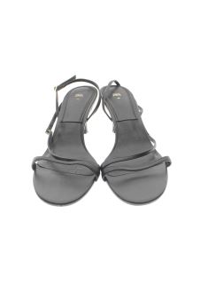 Sandalias tacon 40 Zara