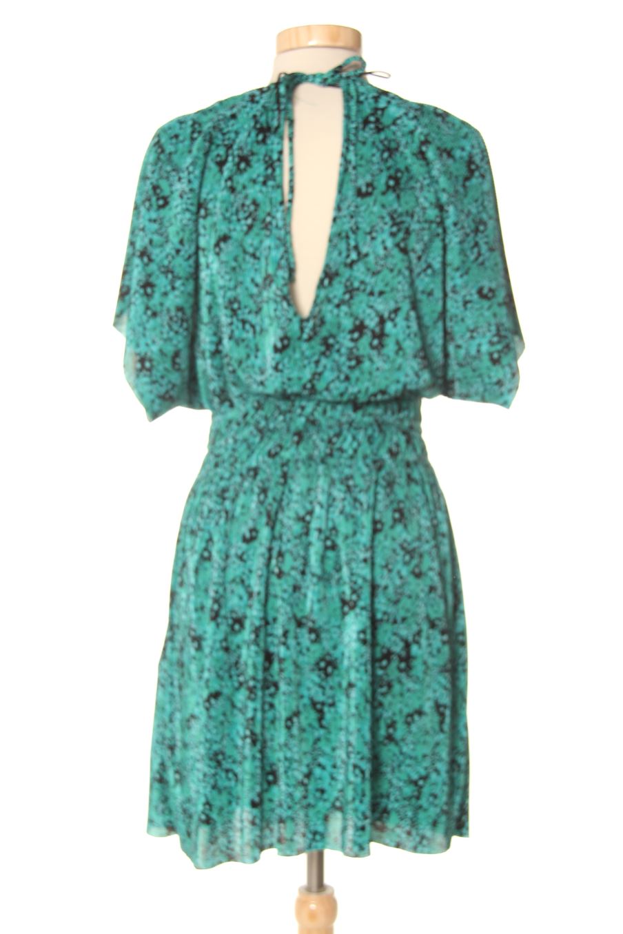 Robe casual Pull & Bear de la taille M, de couleur imprimés