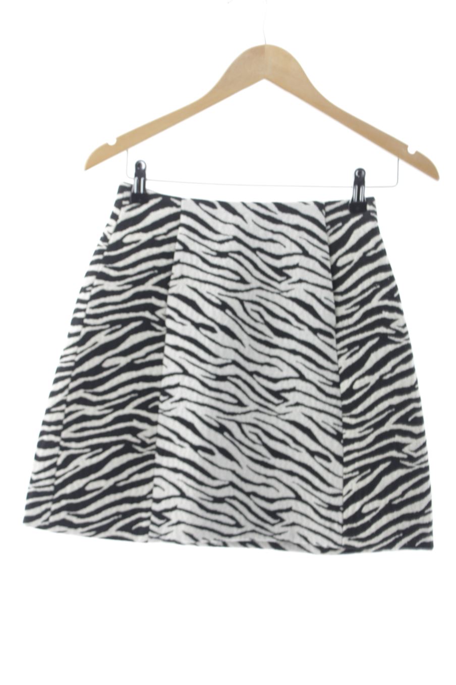 Jupe Zara de la taille XS, de couleur animal print