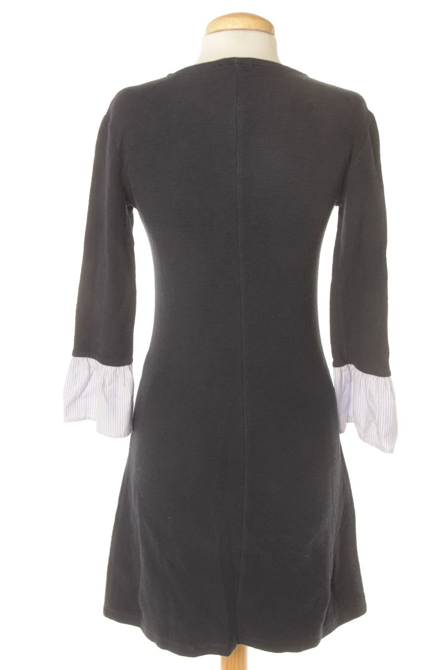 Robe casual Bershka de la taille S, de couleur bleu marine