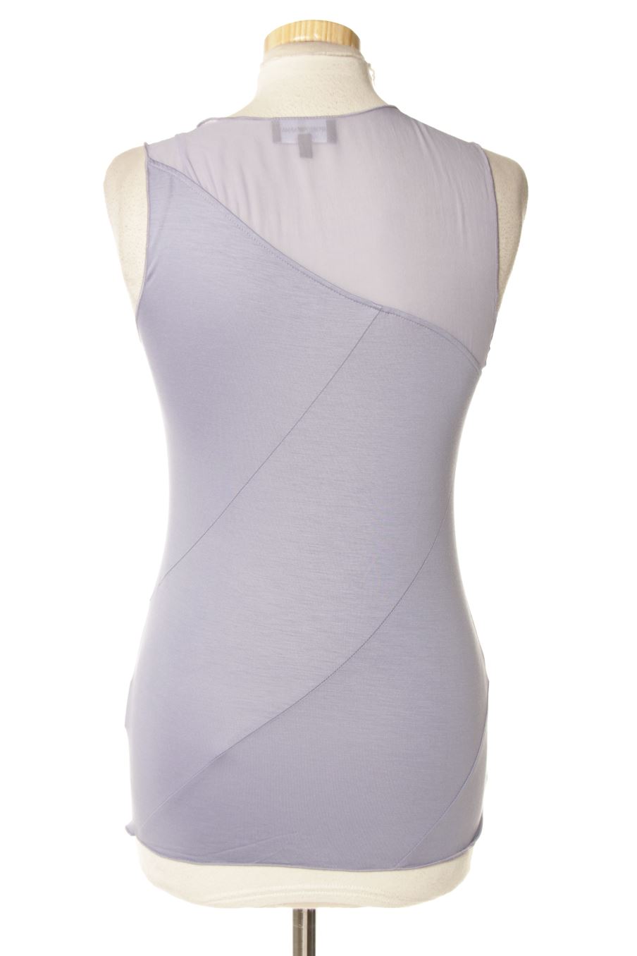 Top Emporio Armani de la taille 38, de couleur pourpre