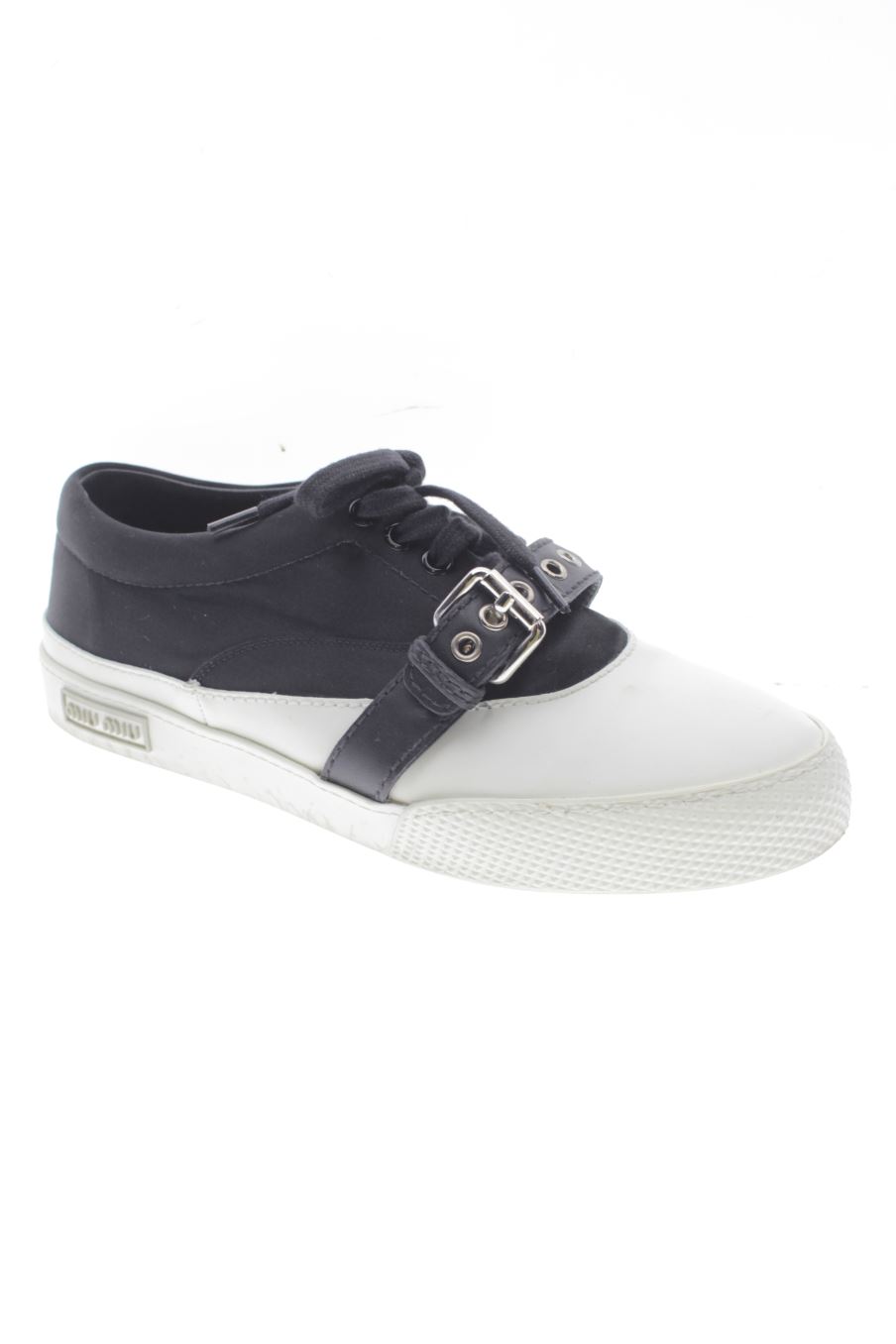 Deportivos de Miu Miu de la talla 39, de color negro de