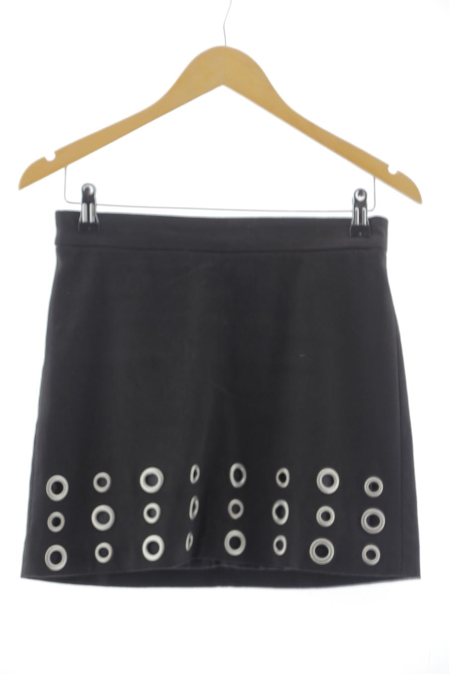 Falda de Stradivarius de la talla 36, de color negro