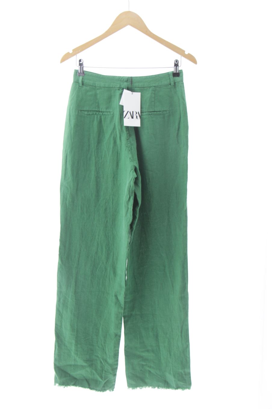 Pantalón de Zara de la talla XS, de color verde