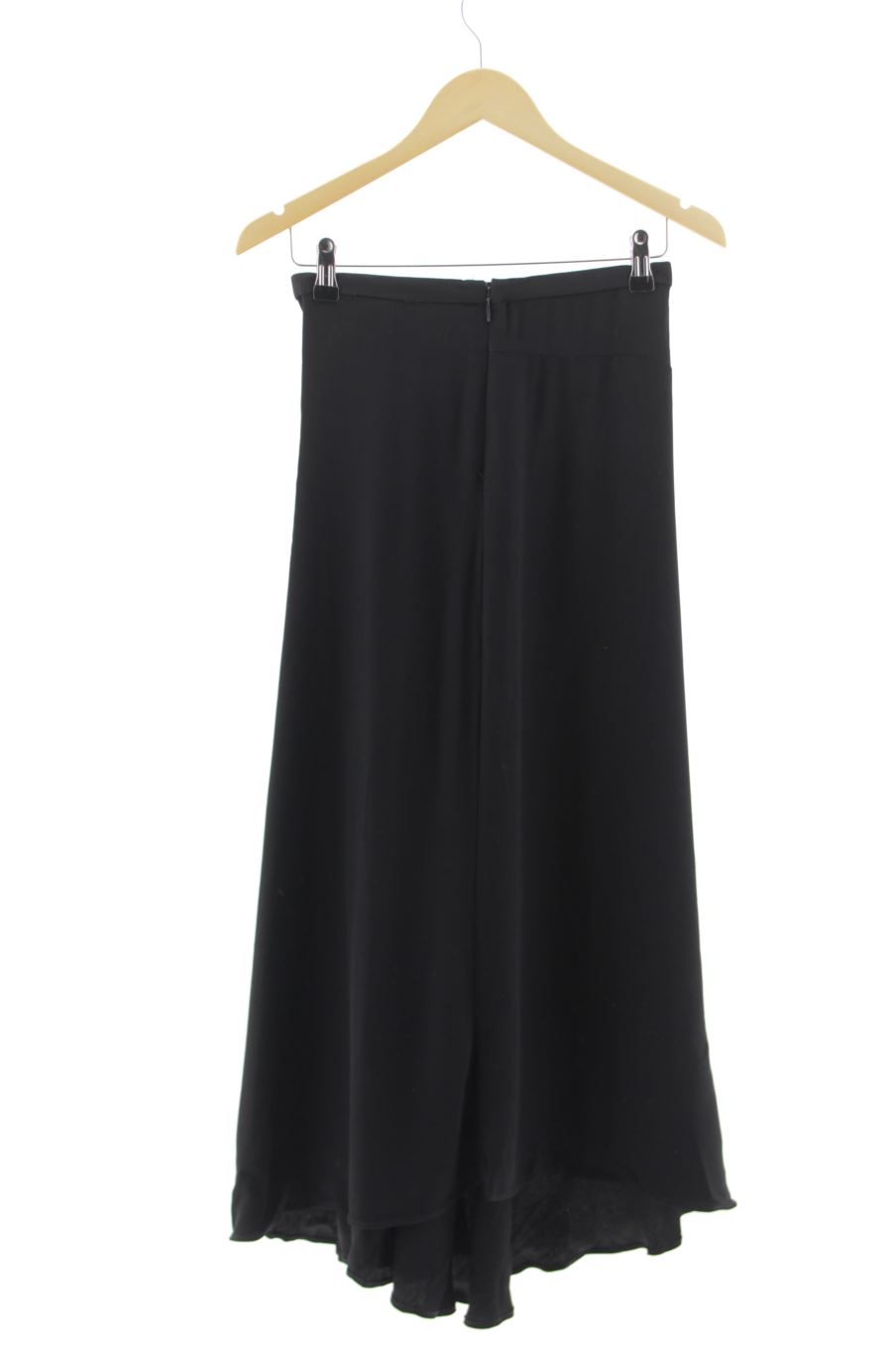 Jupe Mango de la taille S, de couleur noir