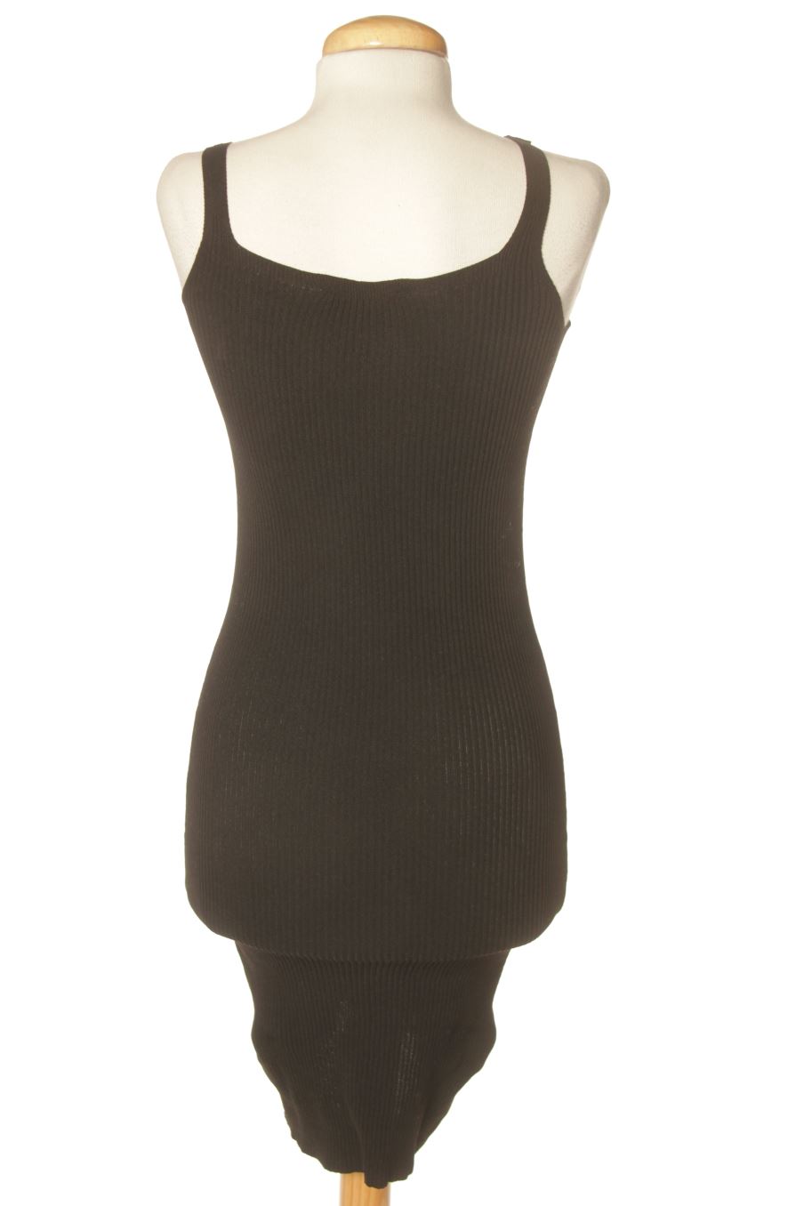 Robe casual Pull & Bear de la taille S, de couleur noir