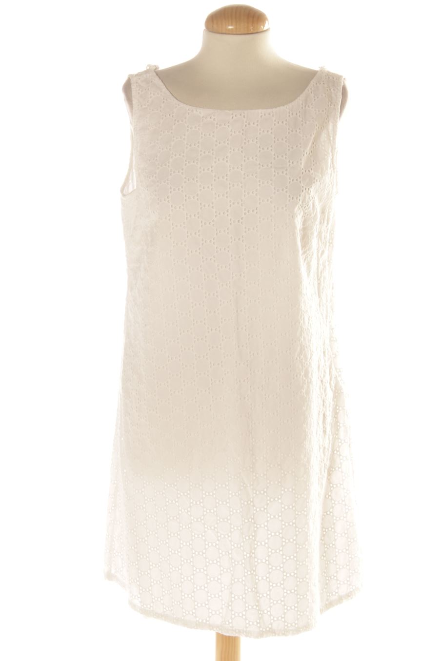 Vestido casual de Zara de la talla L, de color blanco