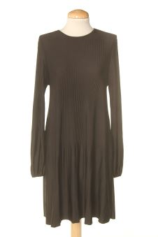 Vestido casual S Stradivarius, foto 1 de 2