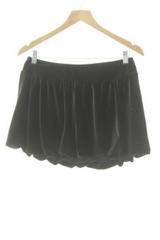 Jupe 40 Stradivarius, photo 1 sur 2