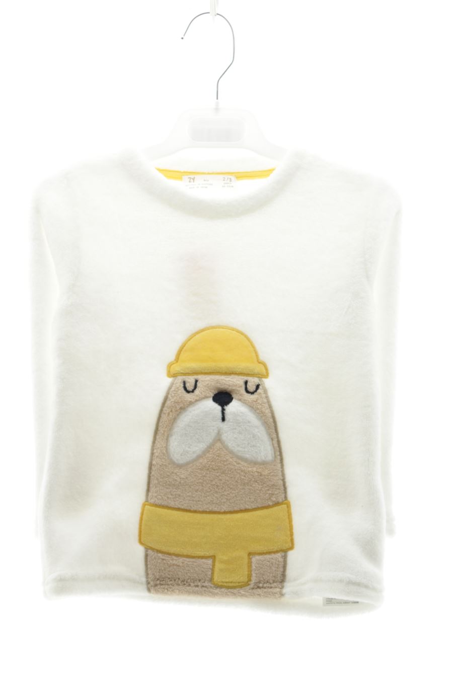 Pyjama ZY Baby de la taille 2 ans avec une étiquette