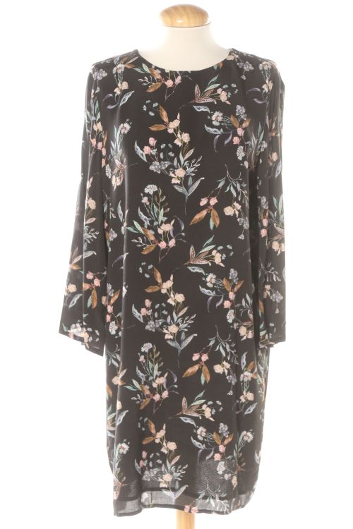 Einfaches Kleid