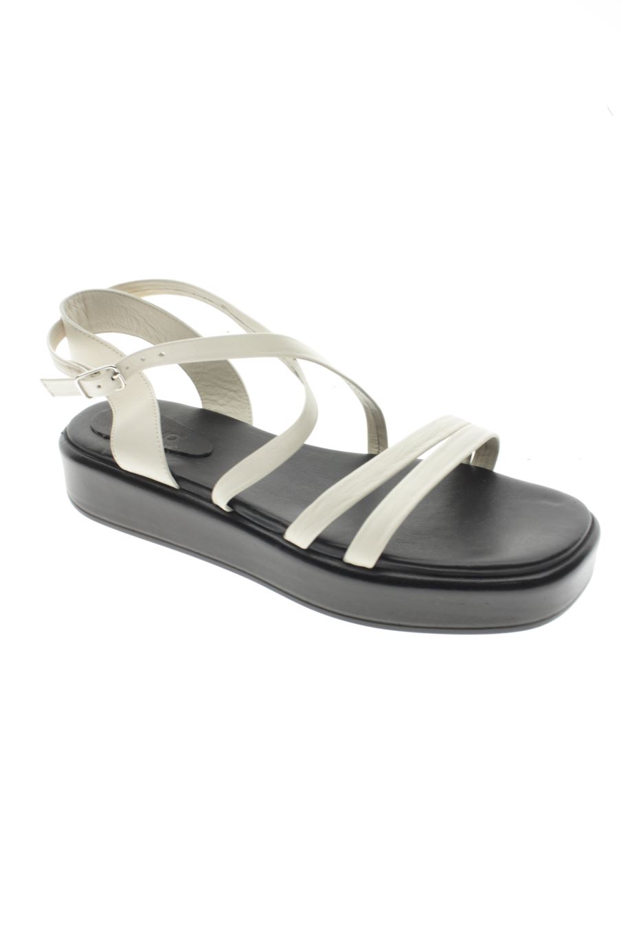Sandalias planas de Inuovo de la talla 42, de color beige de