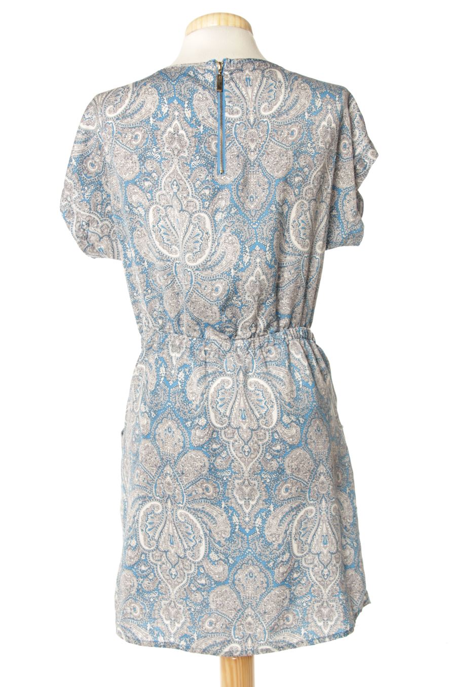 Robe casual Sfera de la taille M, de couleur imprimés